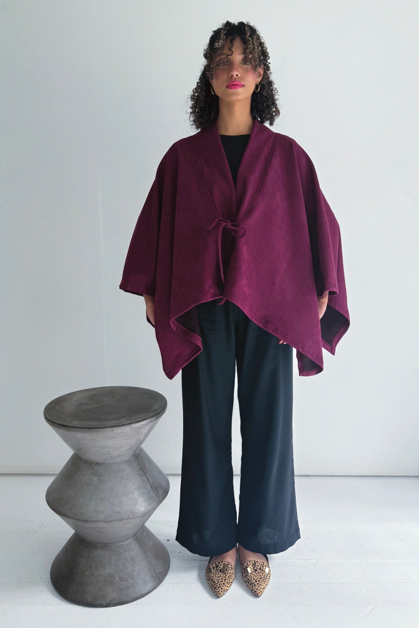 Kiko Cropped Cape | Burgundy