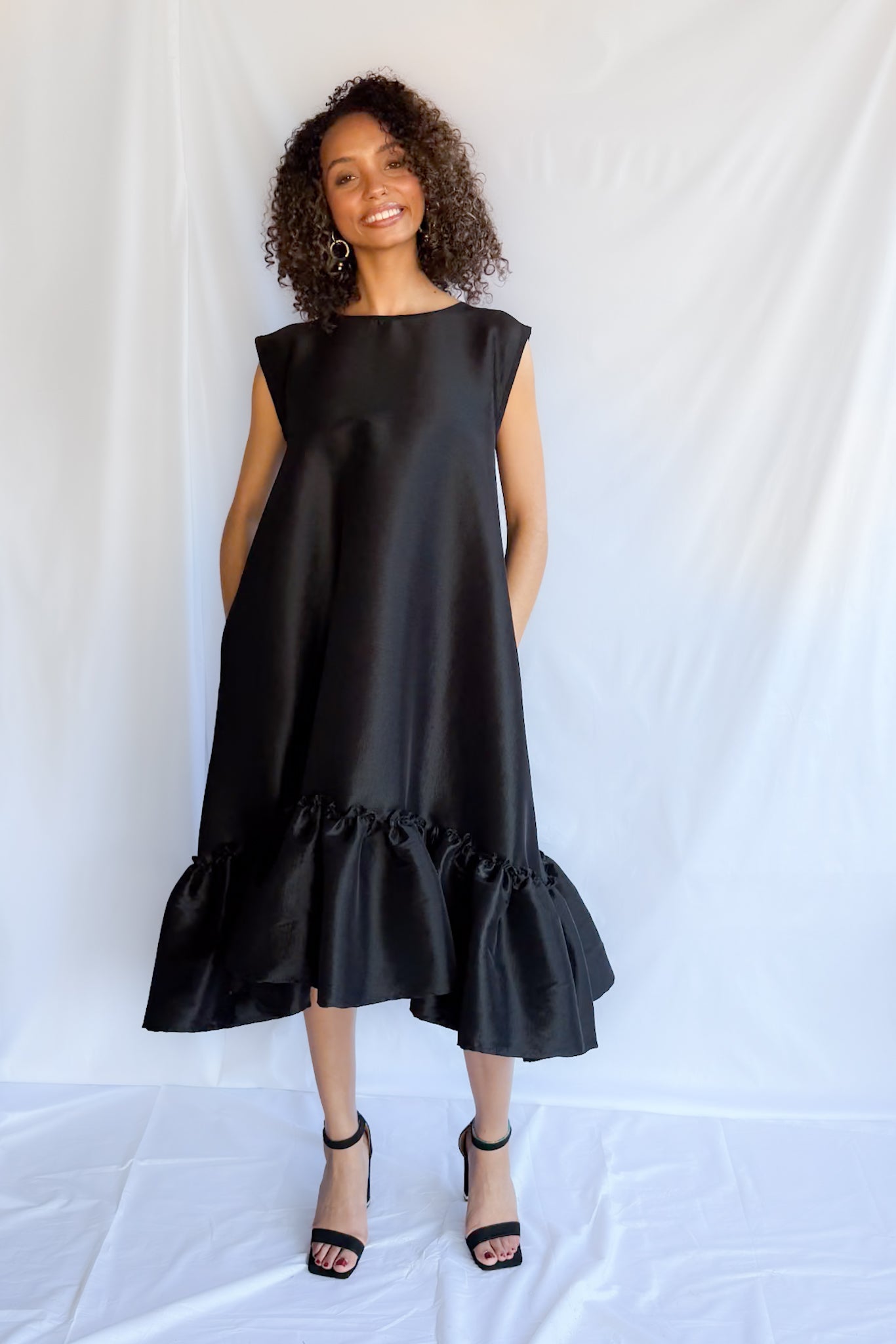 DRESSES