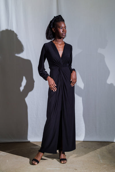Winter Maxi Twist Dress - Black