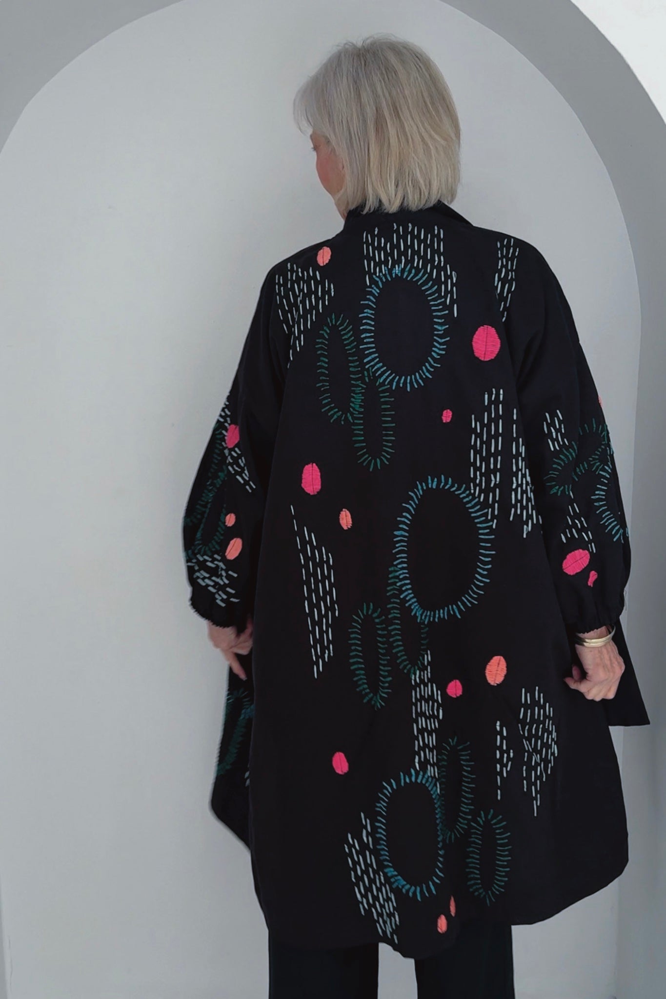 Hand Embroidery Bow Coat
