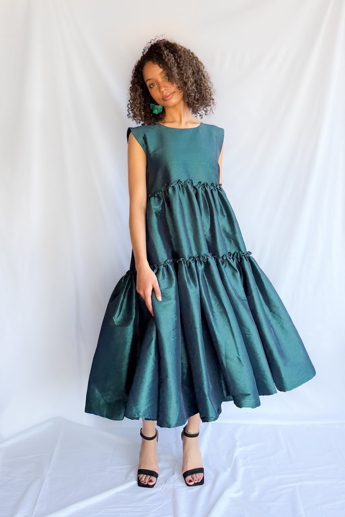 ABUNDANCE FRILL MAXI DRESS | EMERALD