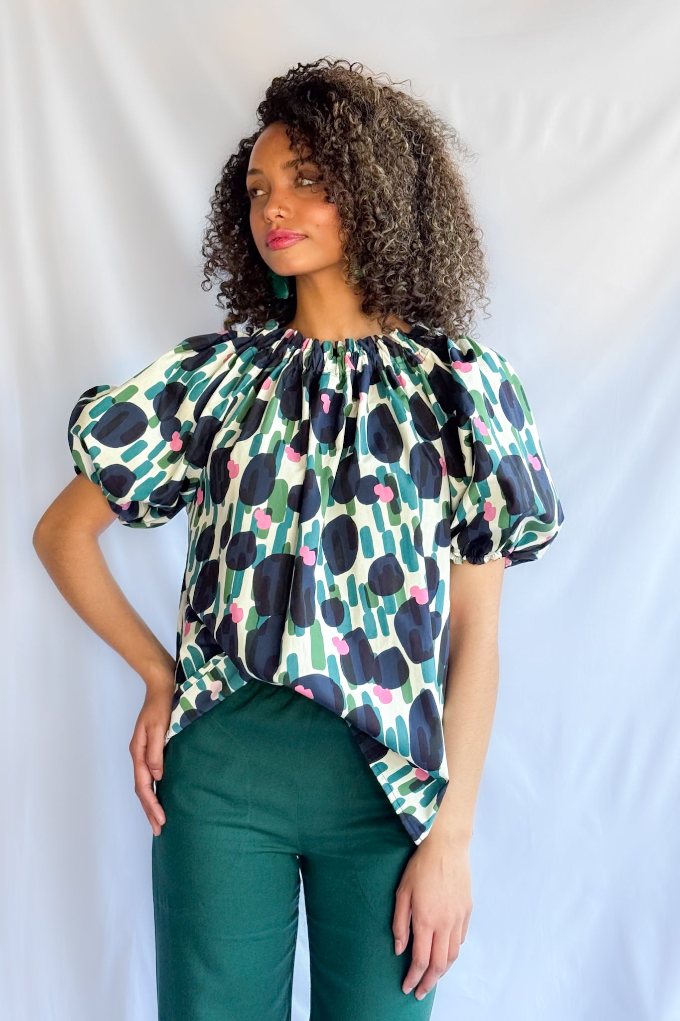 GLOW TOP
