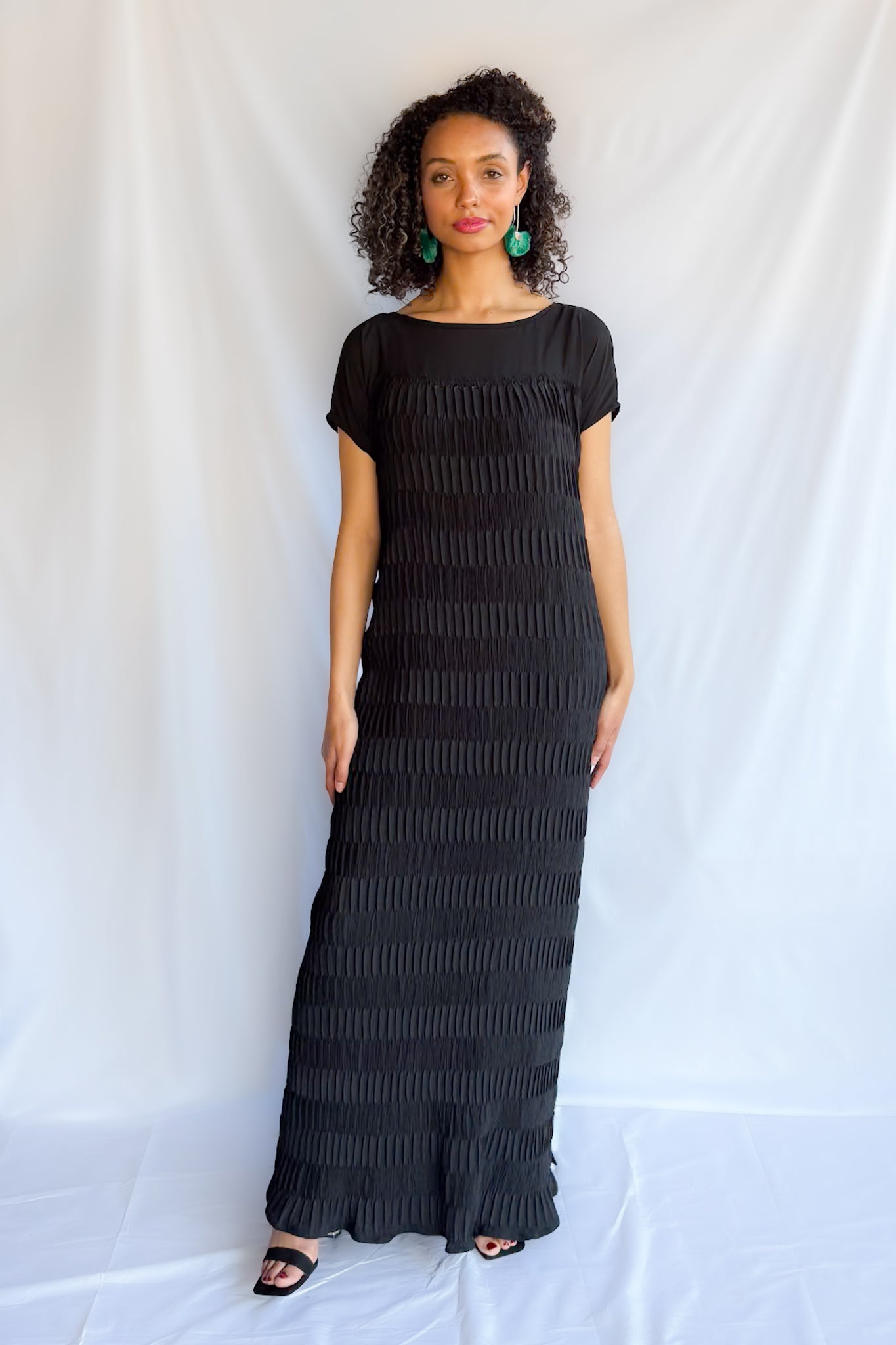 NOIR PLEATS DRESS